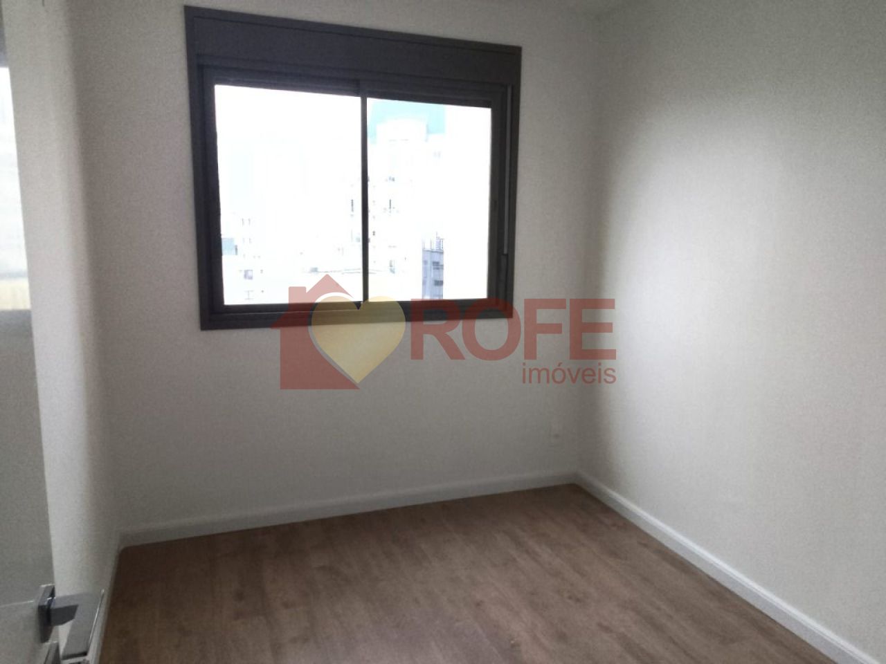 Foto 6 - RF37902