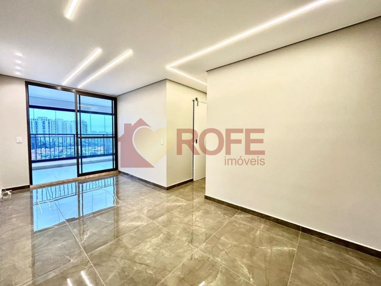 Foto 2 - RF37908