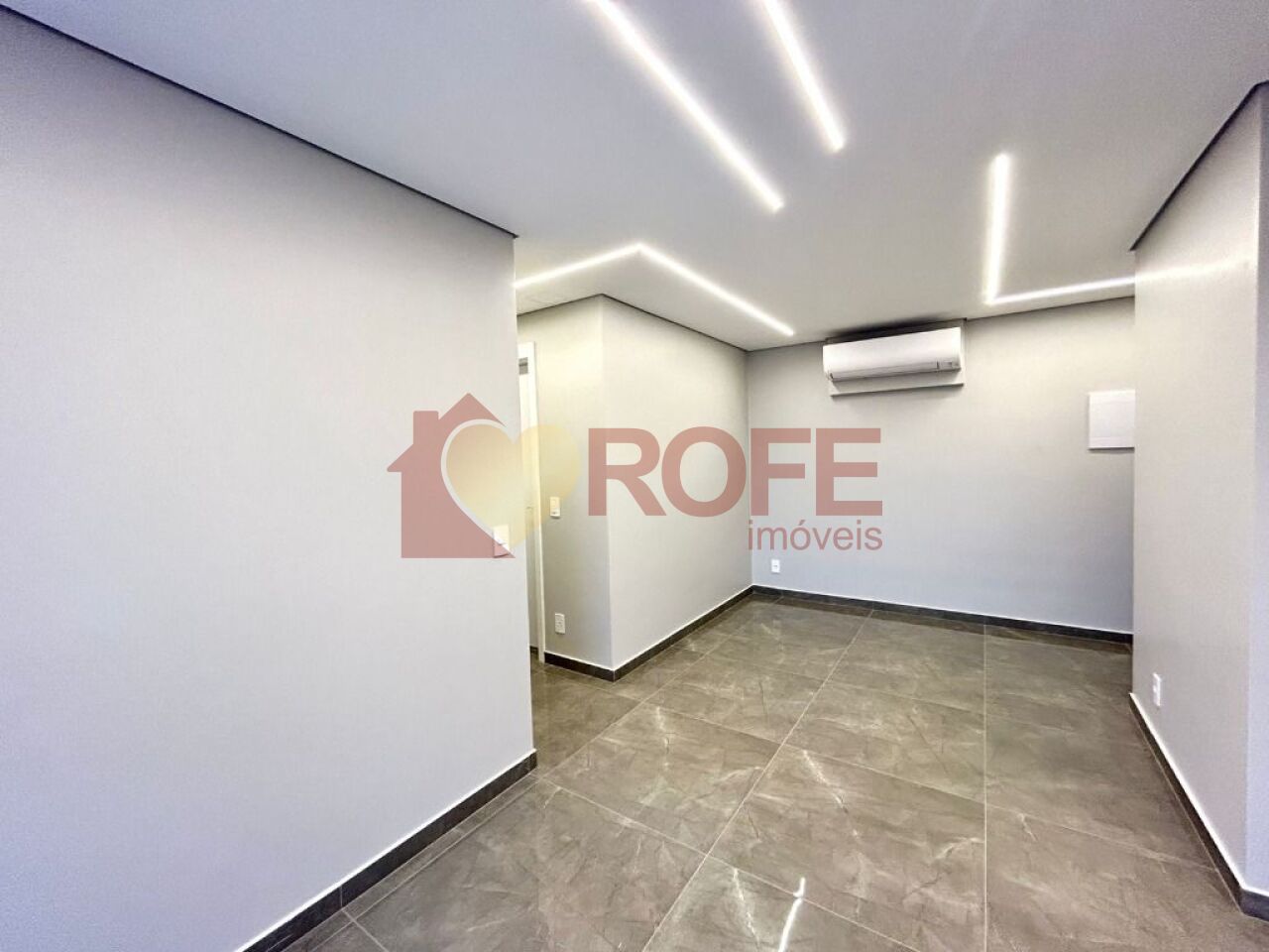 Foto 3 - RF37908