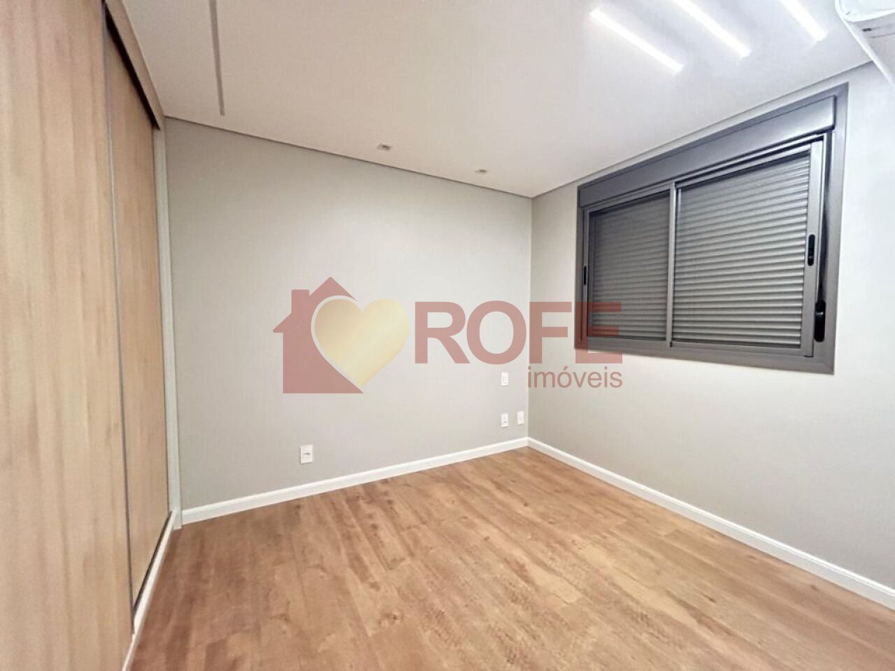 Foto 9 - RF37908