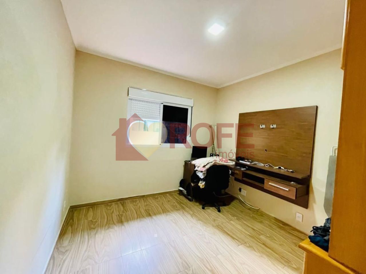 Foto 4 - RF37915