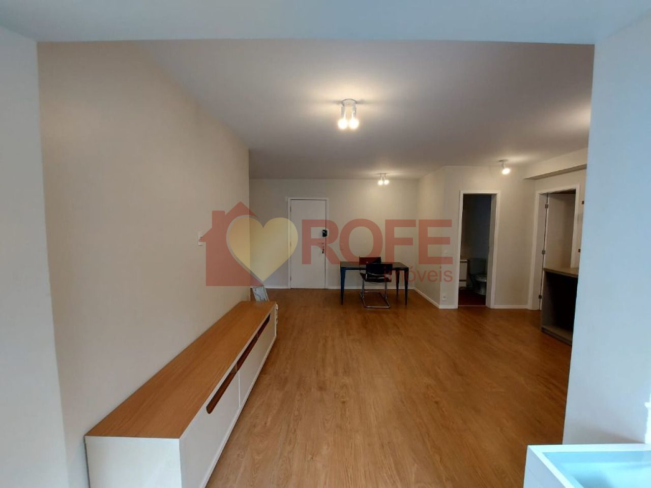Foto 4 - RF37956