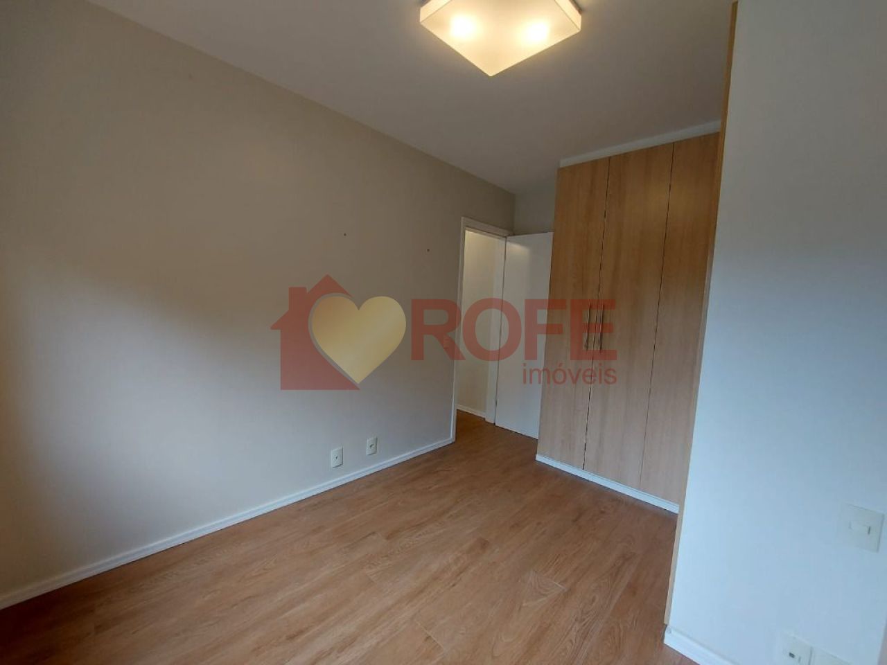 Foto 12 - RF37956