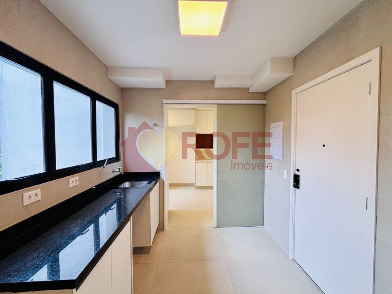 Foto 37 - RF37981