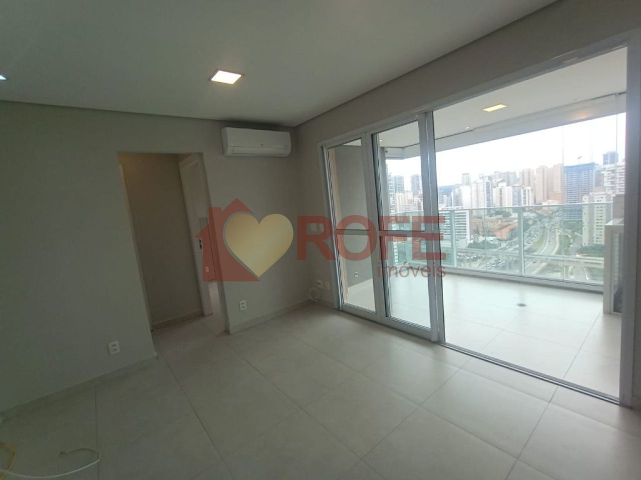 Foto 5 - RF38325