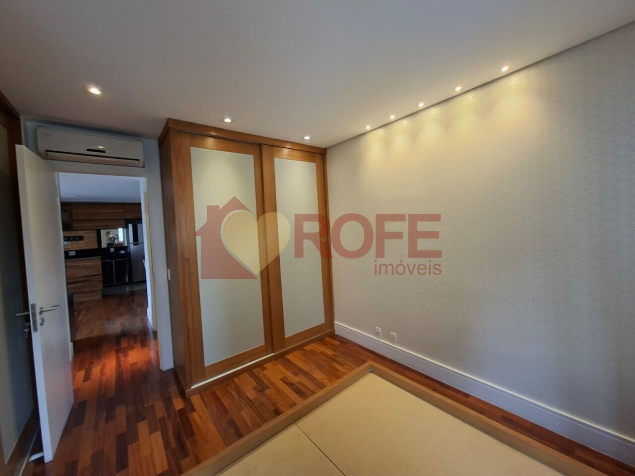 Foto 25 - RF38330
