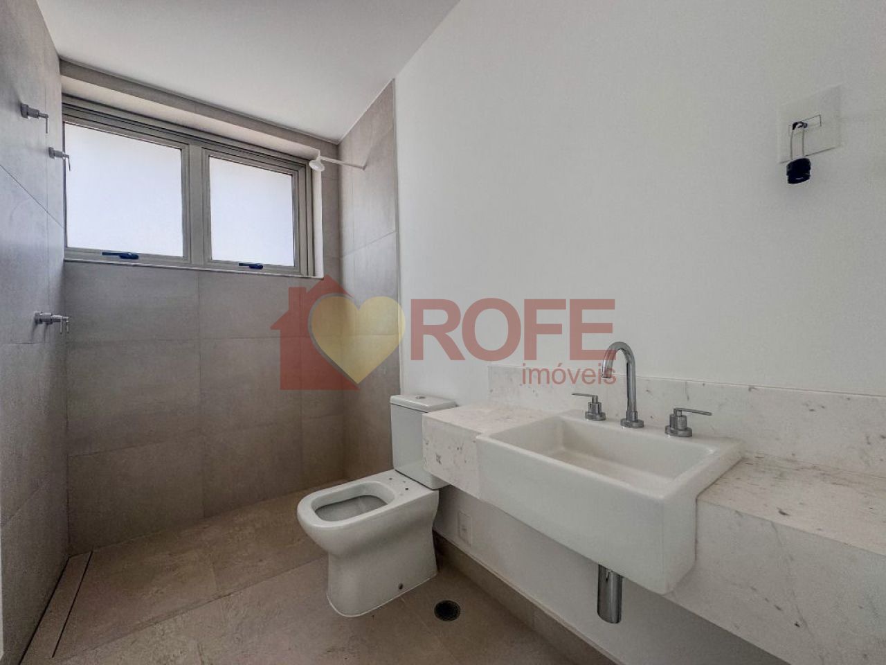 Foto 10 - RF38351