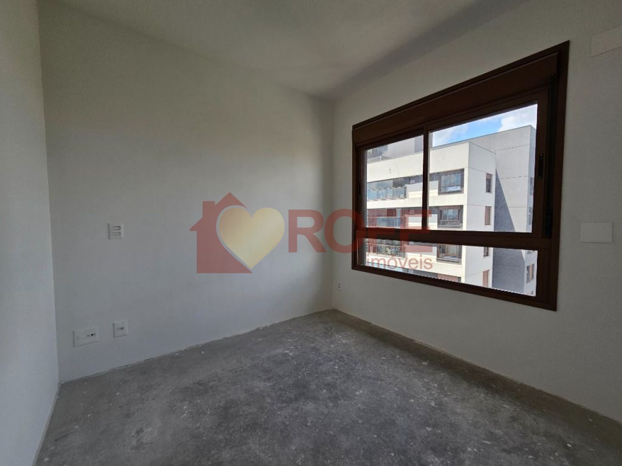 Foto 5 - RF38358