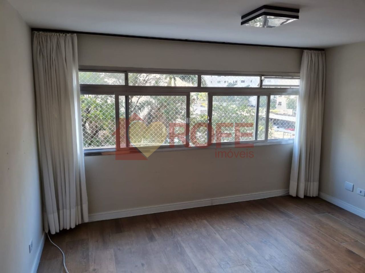 Foto 2 - RF38650