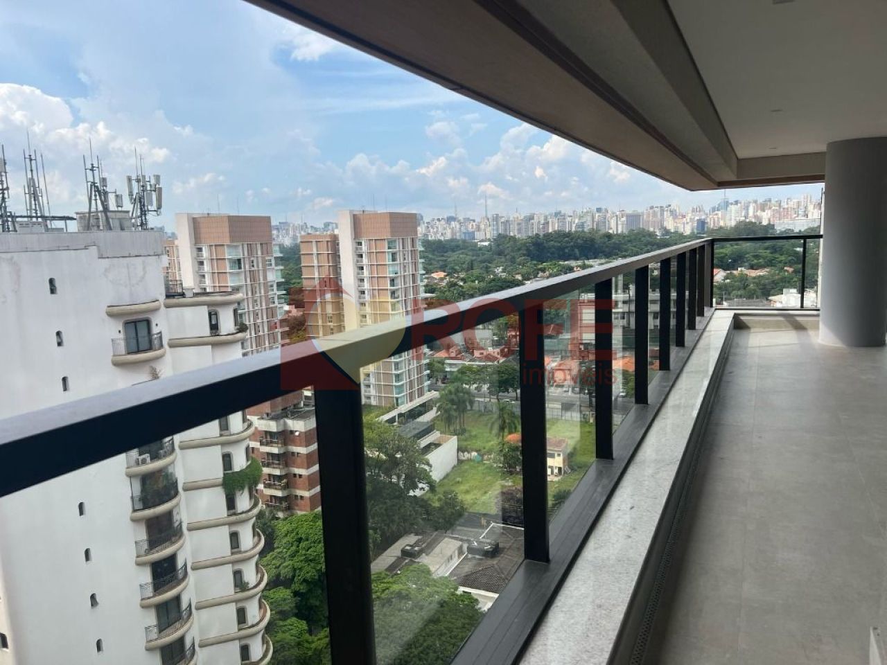 Foto 7 - RF39717