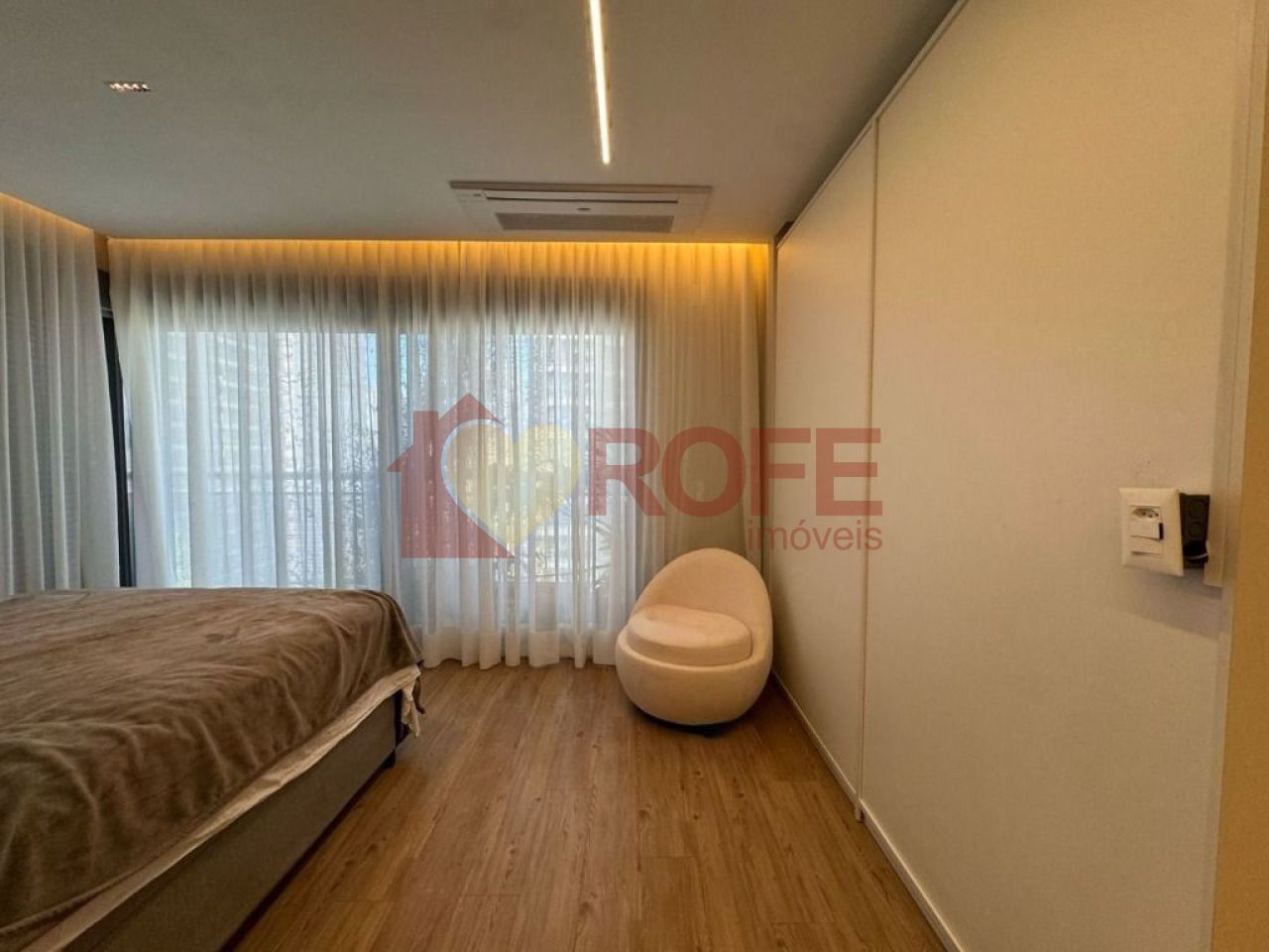 Foto 17 - RF40005