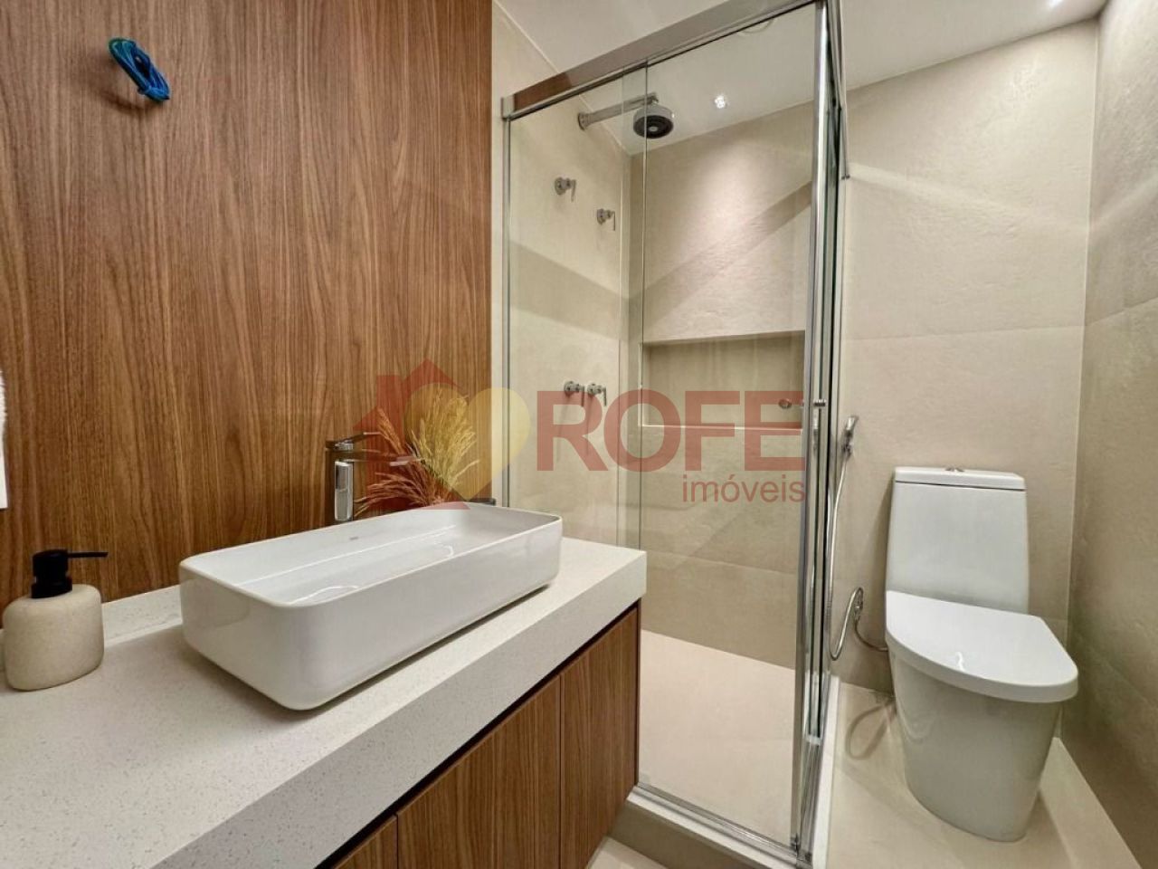 Foto 18 - RF40005