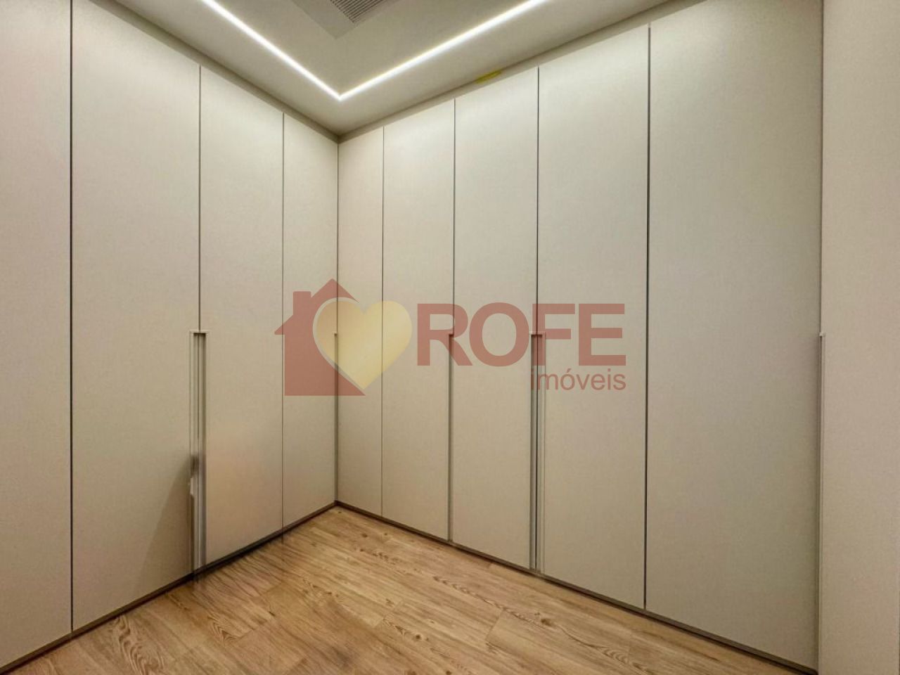 Foto 22 - RF40005