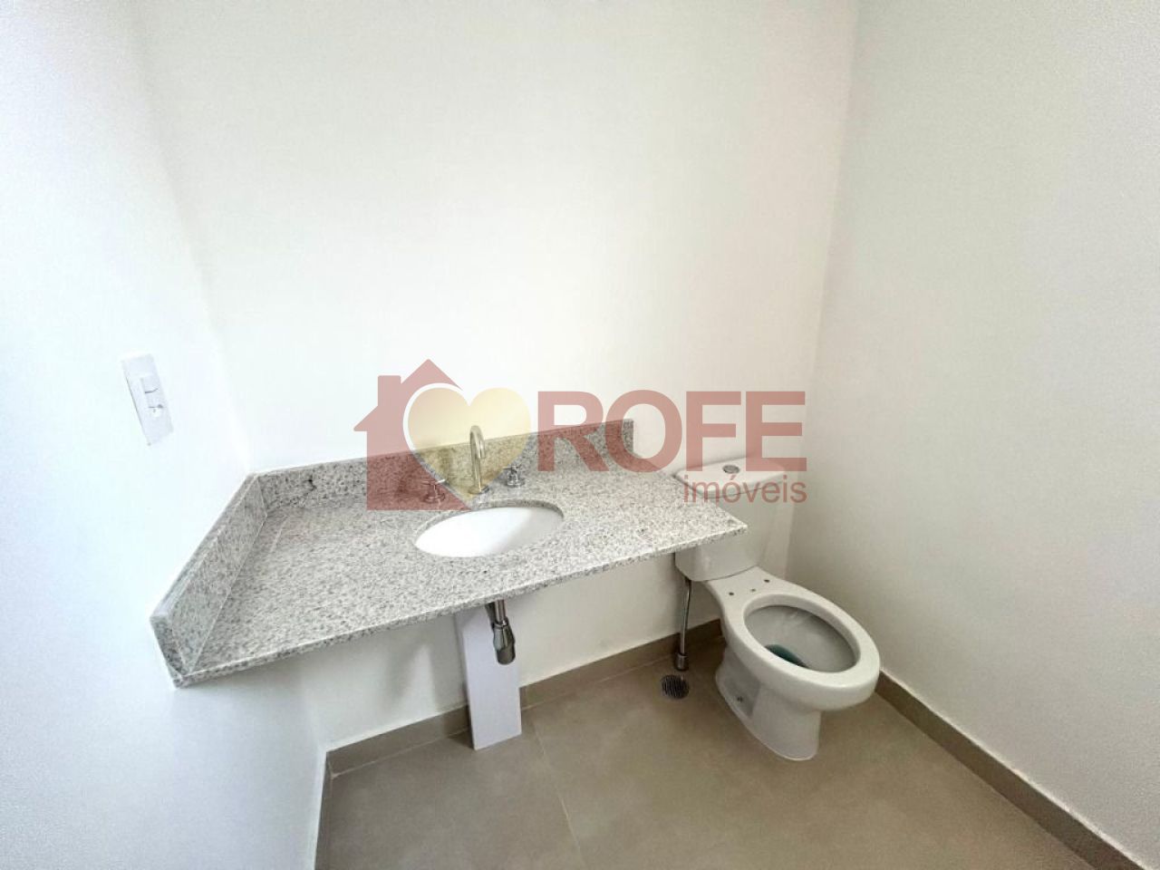 Foto 7 - RF40011