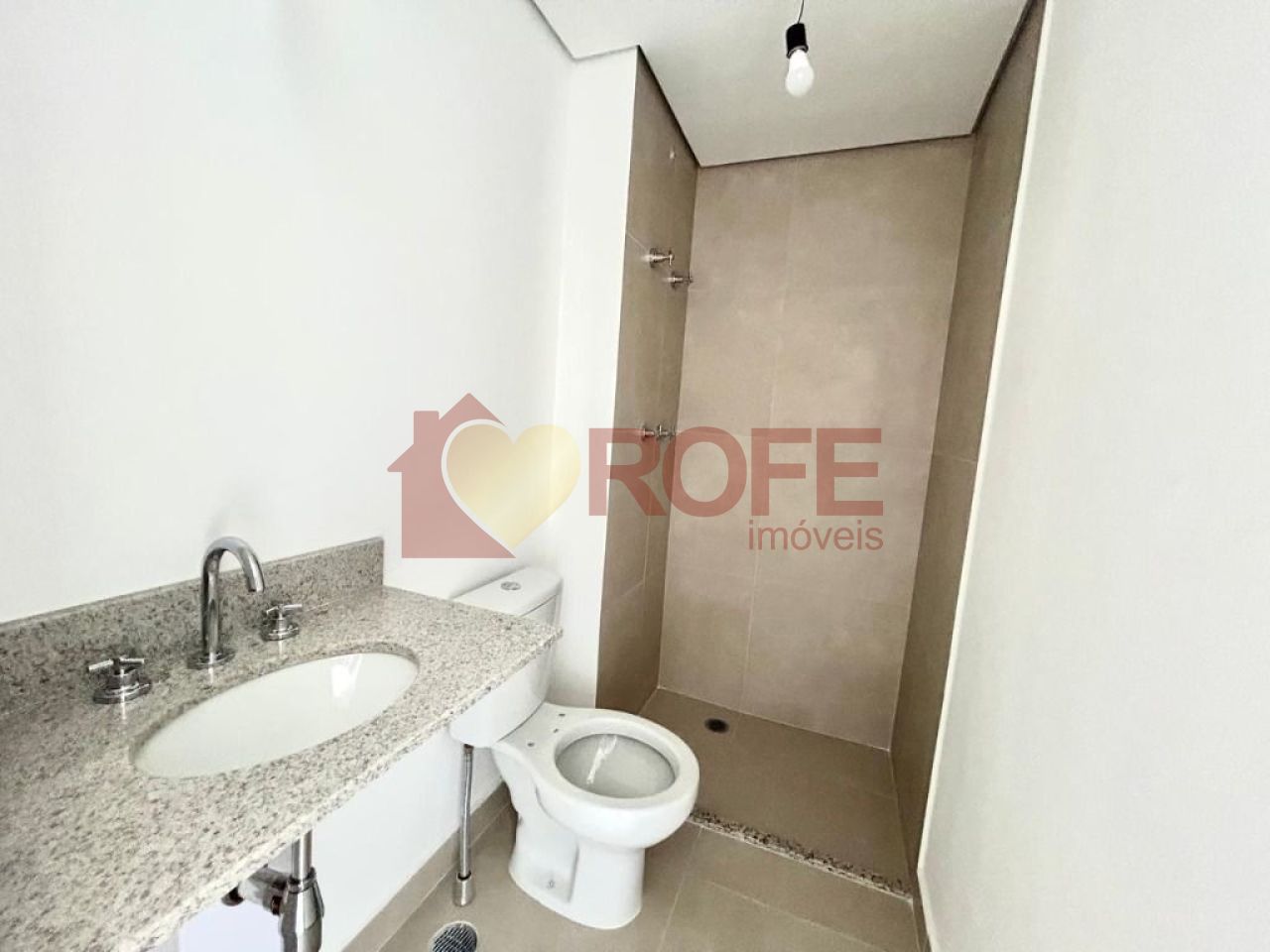 Foto 10 - RF40011