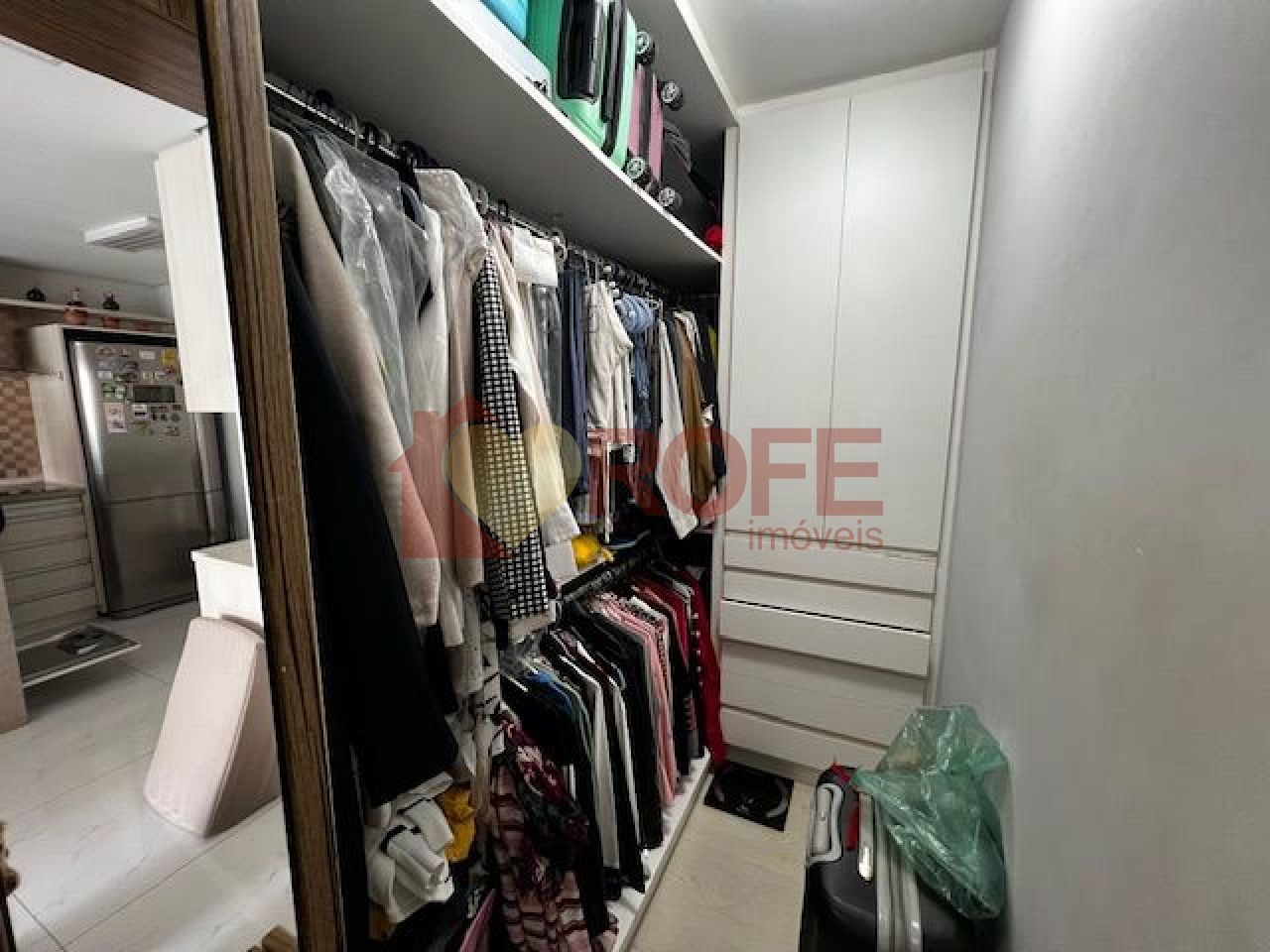 Foto 18 - RF40052