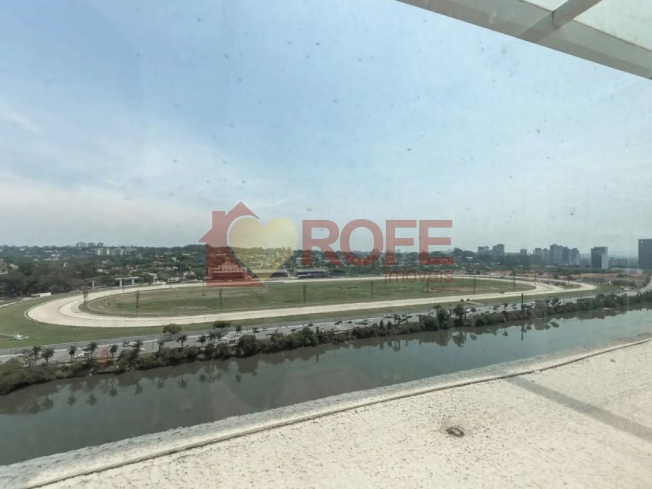 Foto 31 - RF40068