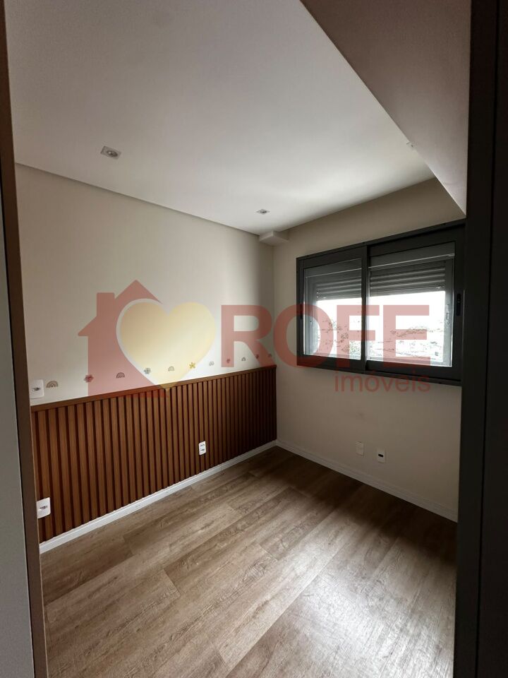 Foto 8 - RF40093