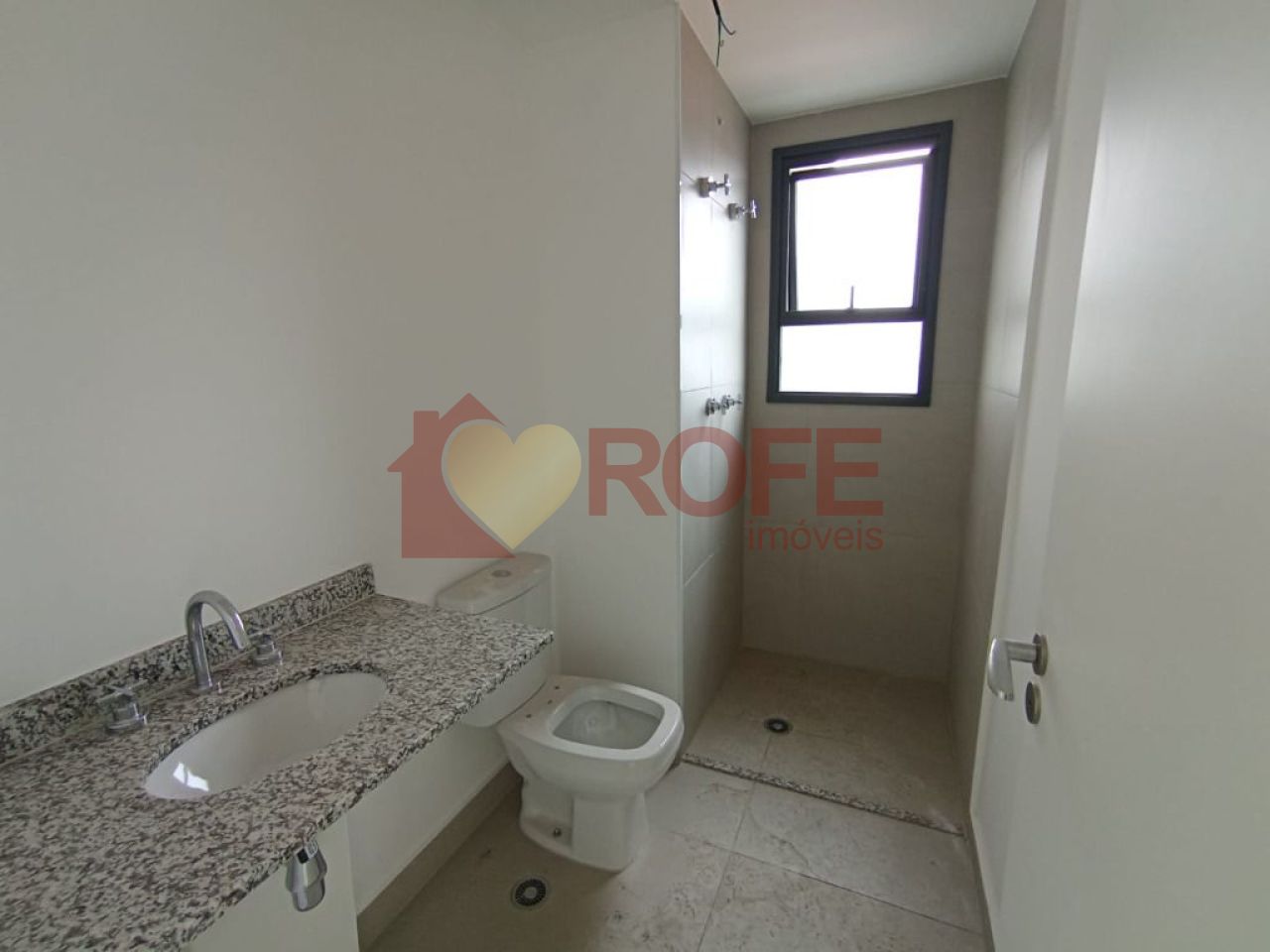 Foto 7 - RF40162