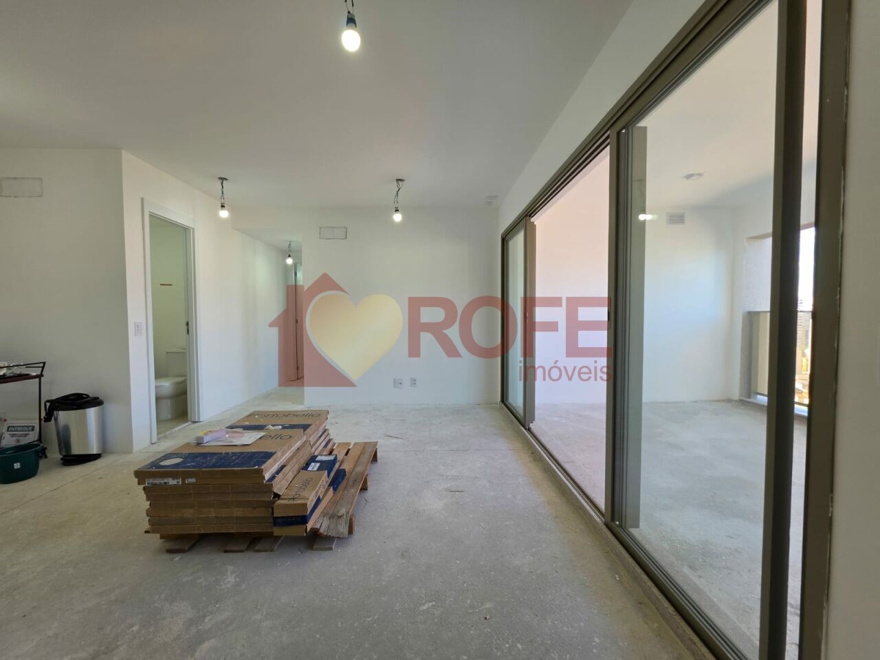 Foto 2 - RF40195