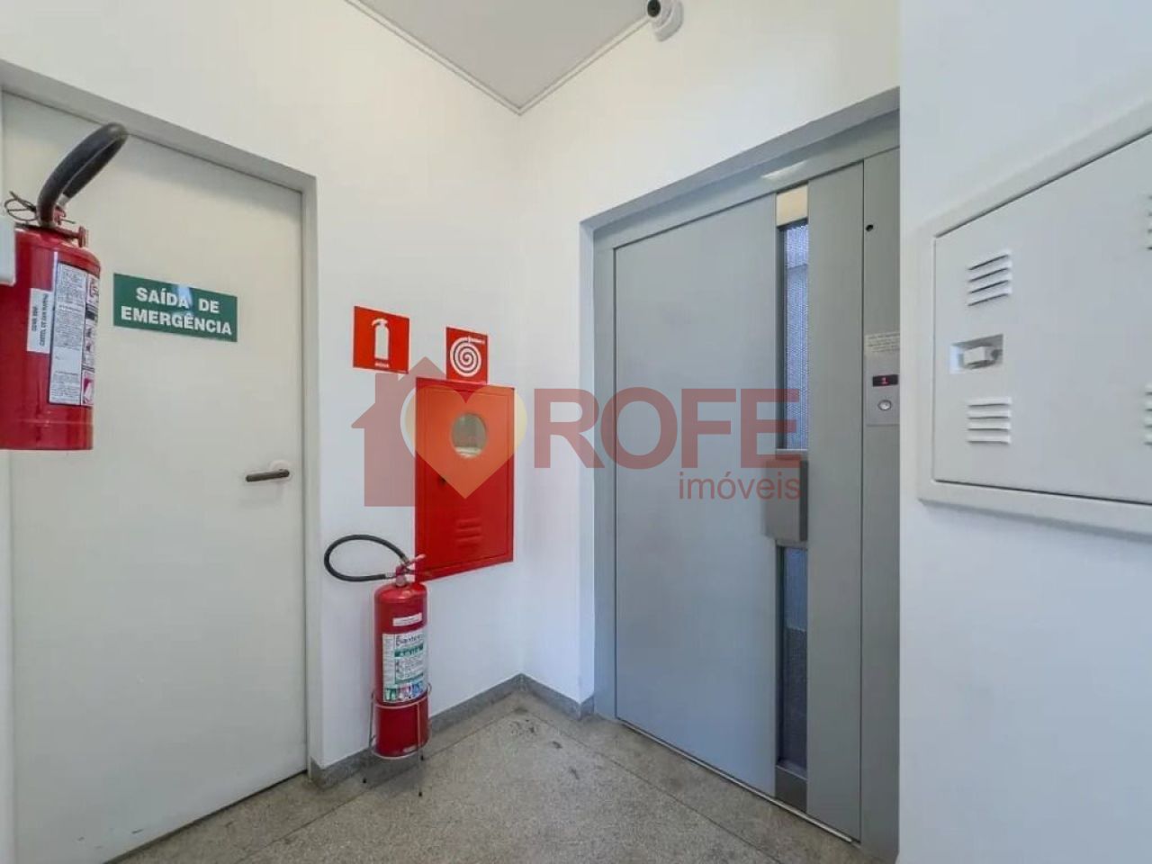 Foto 46 - RF40196
