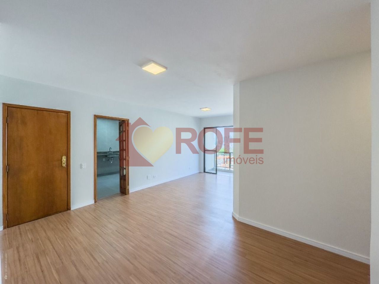 Foto 6 - RF40273