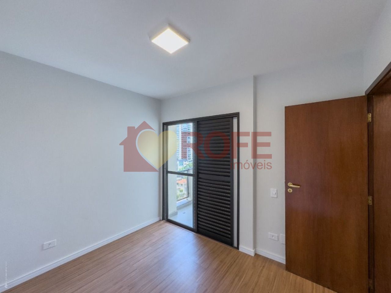 Foto 14 - RF40273