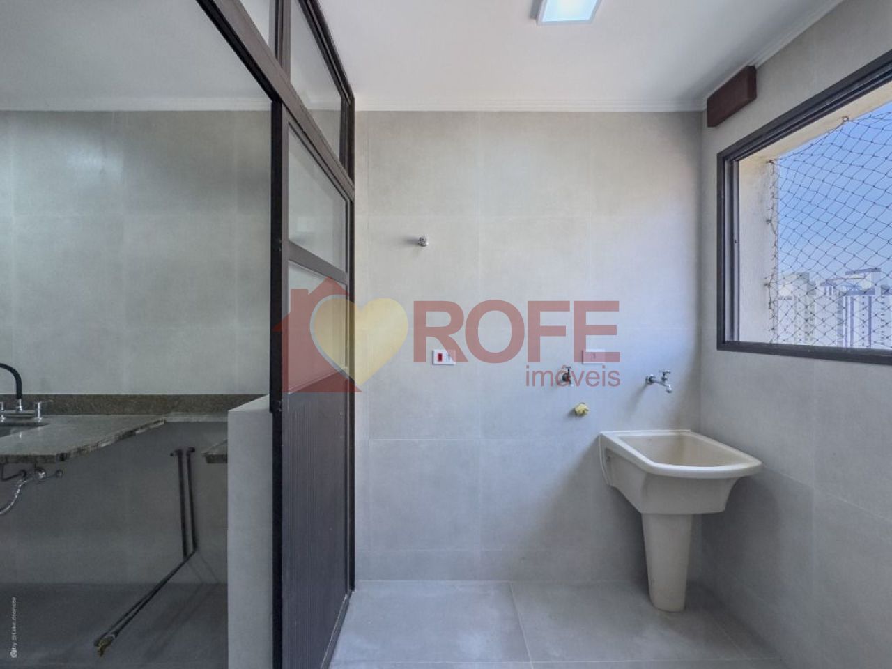 Foto 27 - RF40273