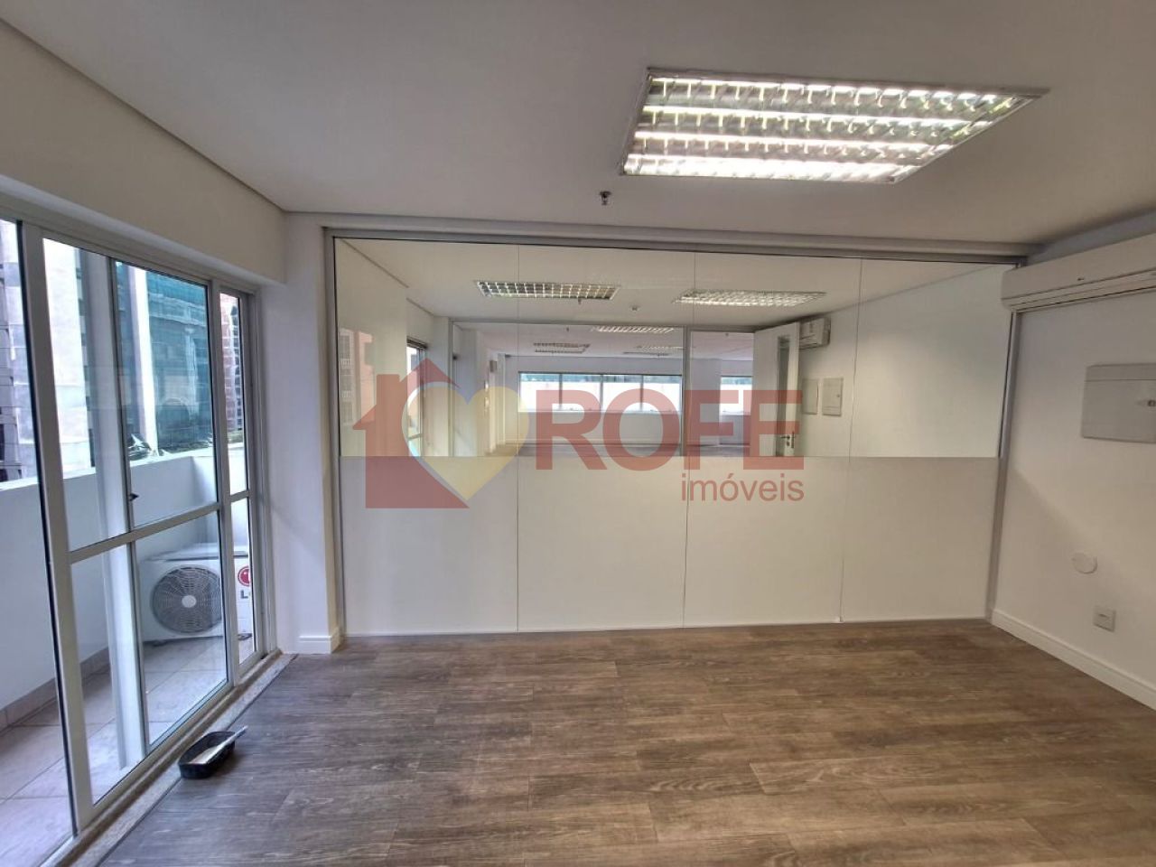 Foto 4 - RF40327