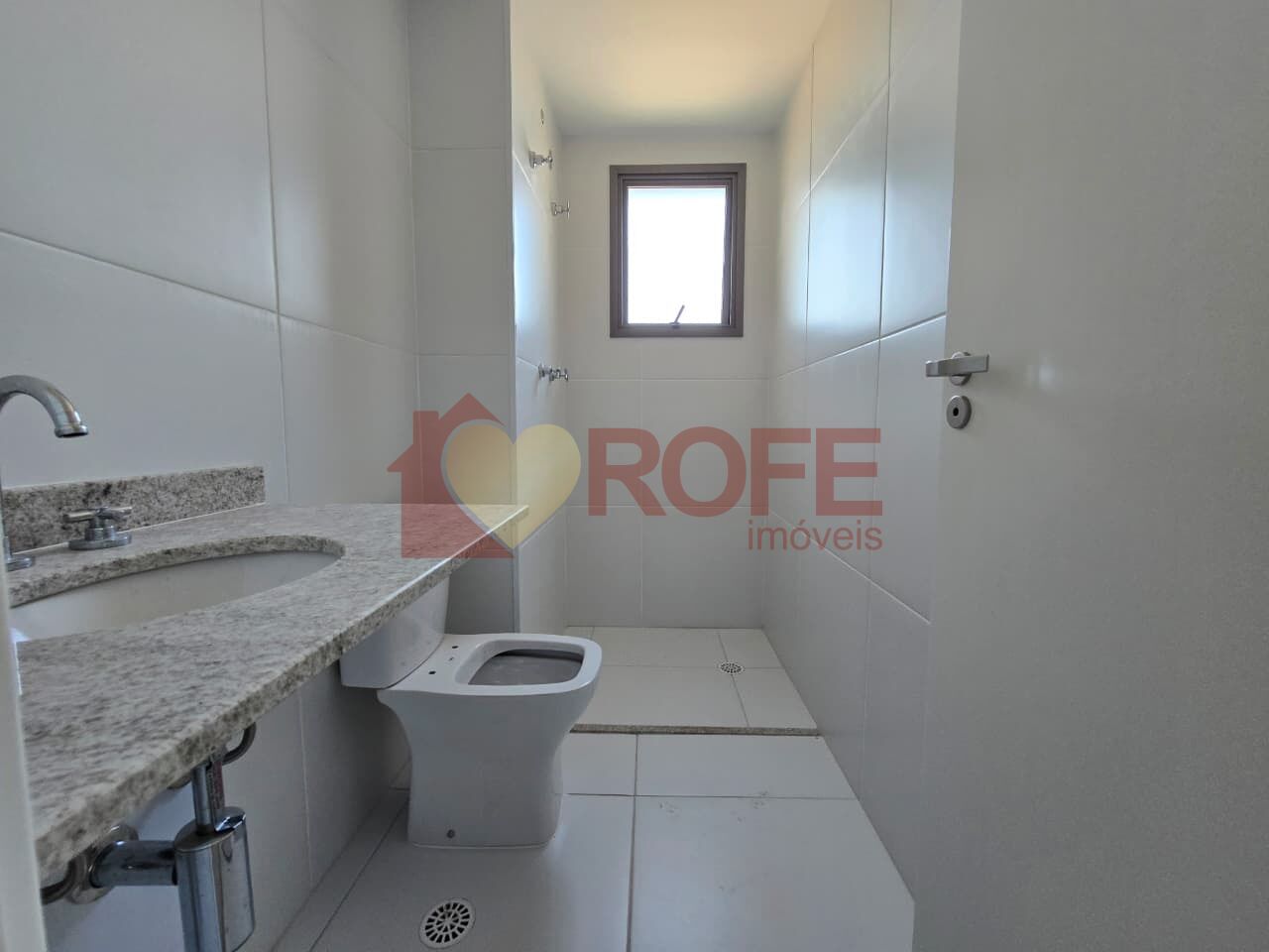 Foto 10 - RF40328