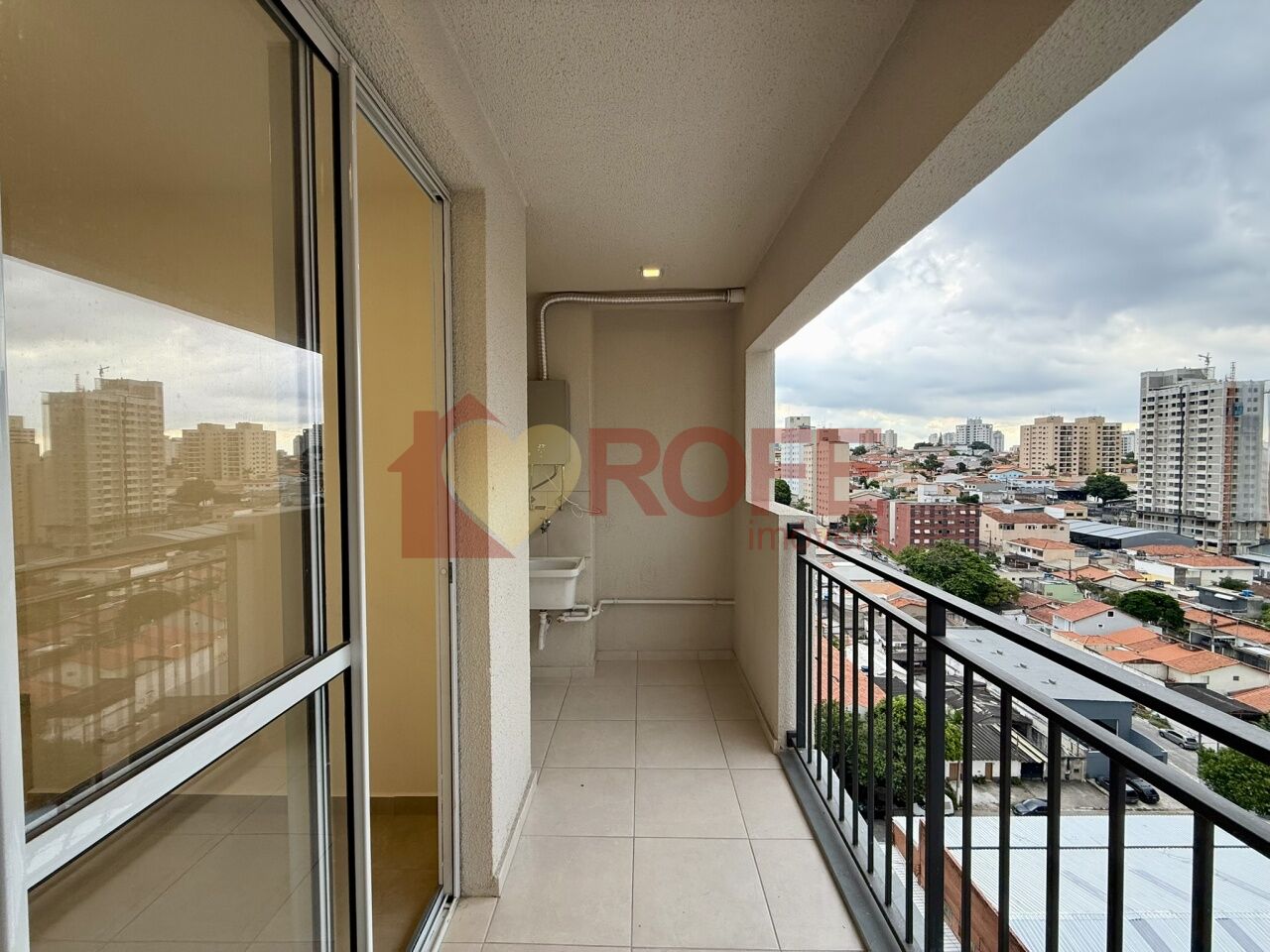 Foto 8 - RF40334