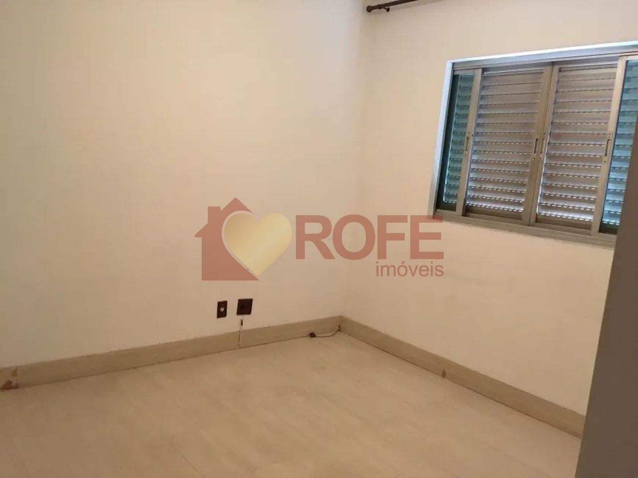Foto 11 - RF40372