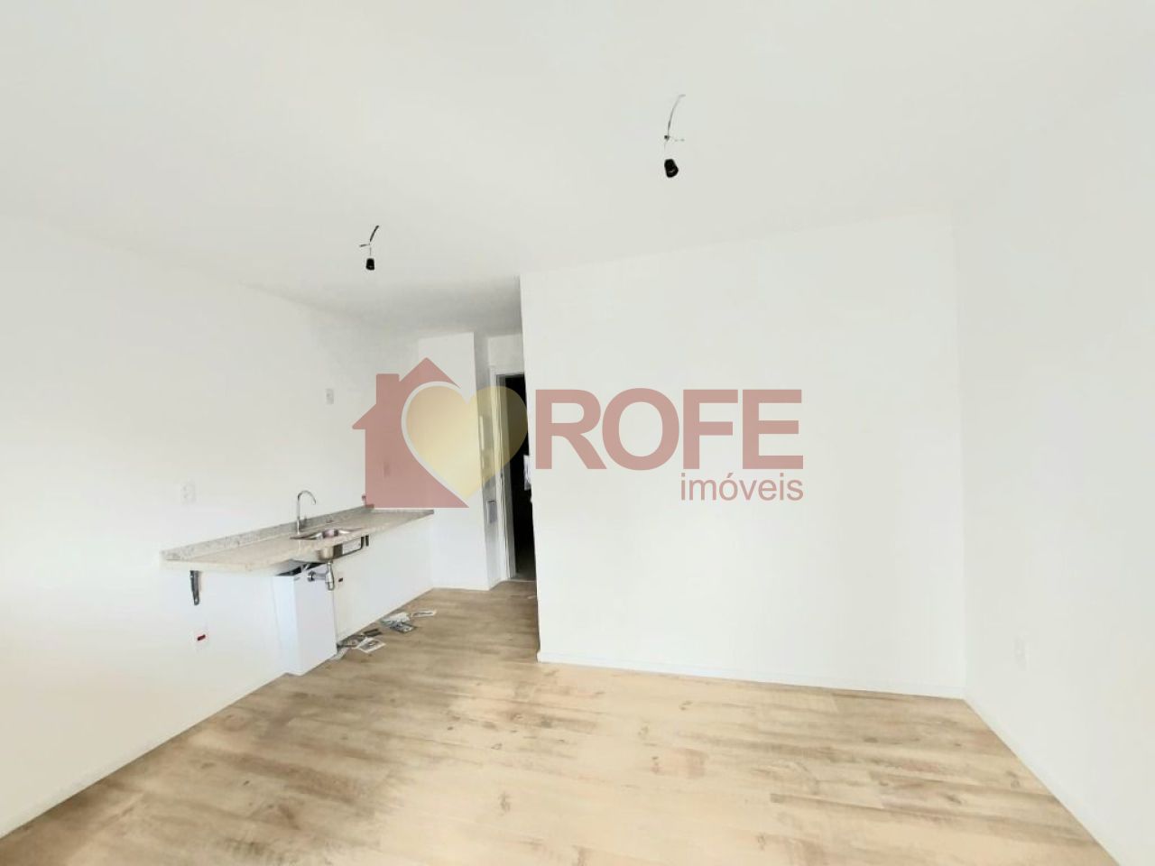 Foto 6 - RF40428