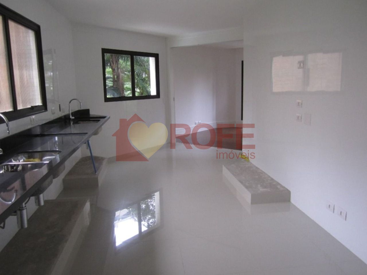 Foto 9 - RF40461