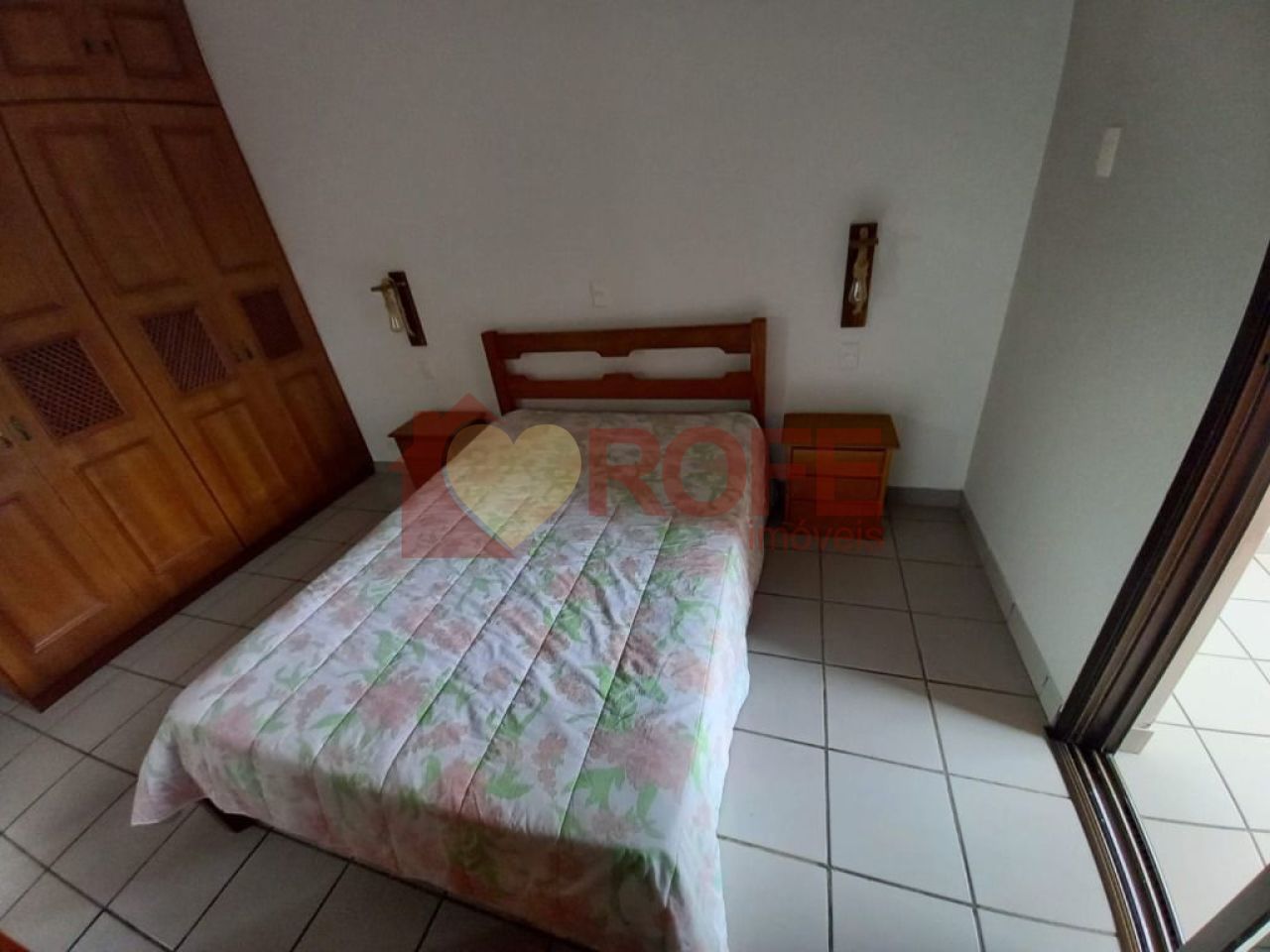 Foto 15 - RF40489