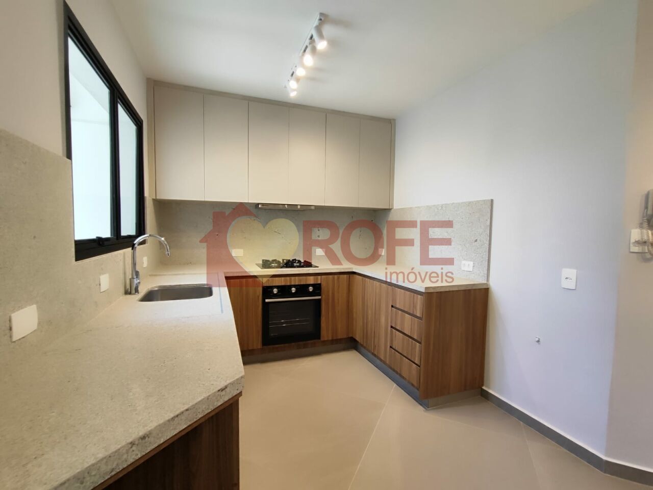Foto 9 - RF40517