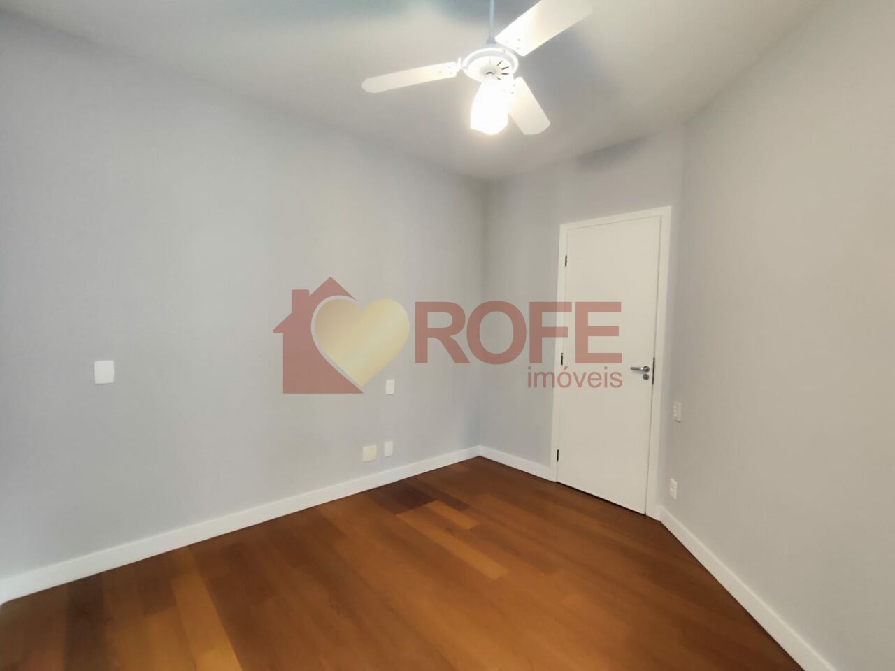 Foto 17 - RF40517