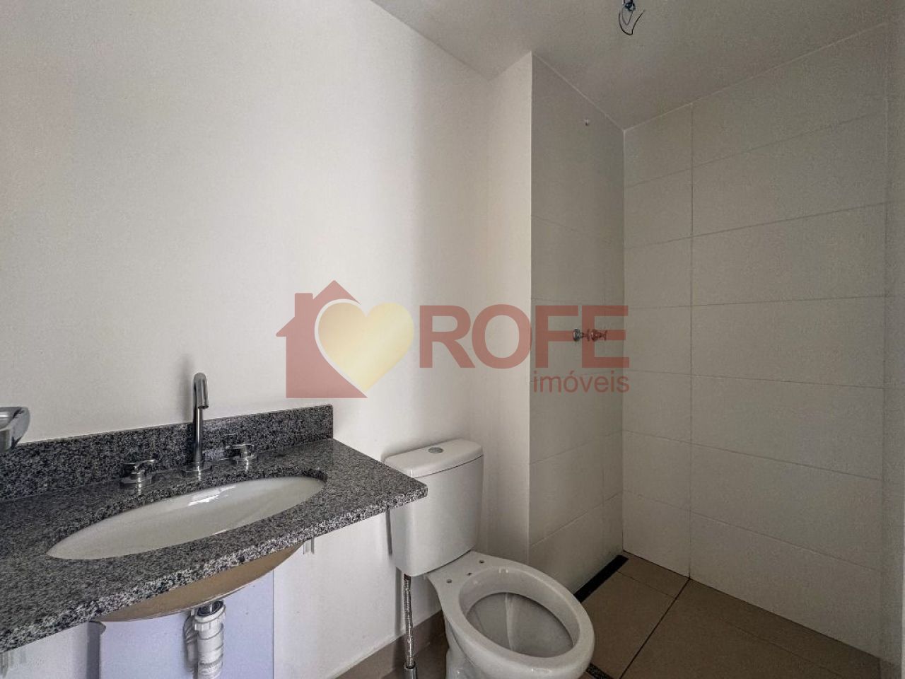 Foto 13 - RF40521