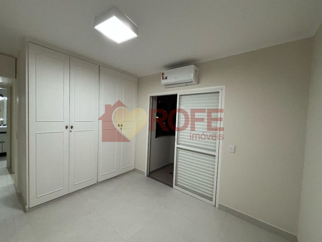 Foto 11 - RF40631