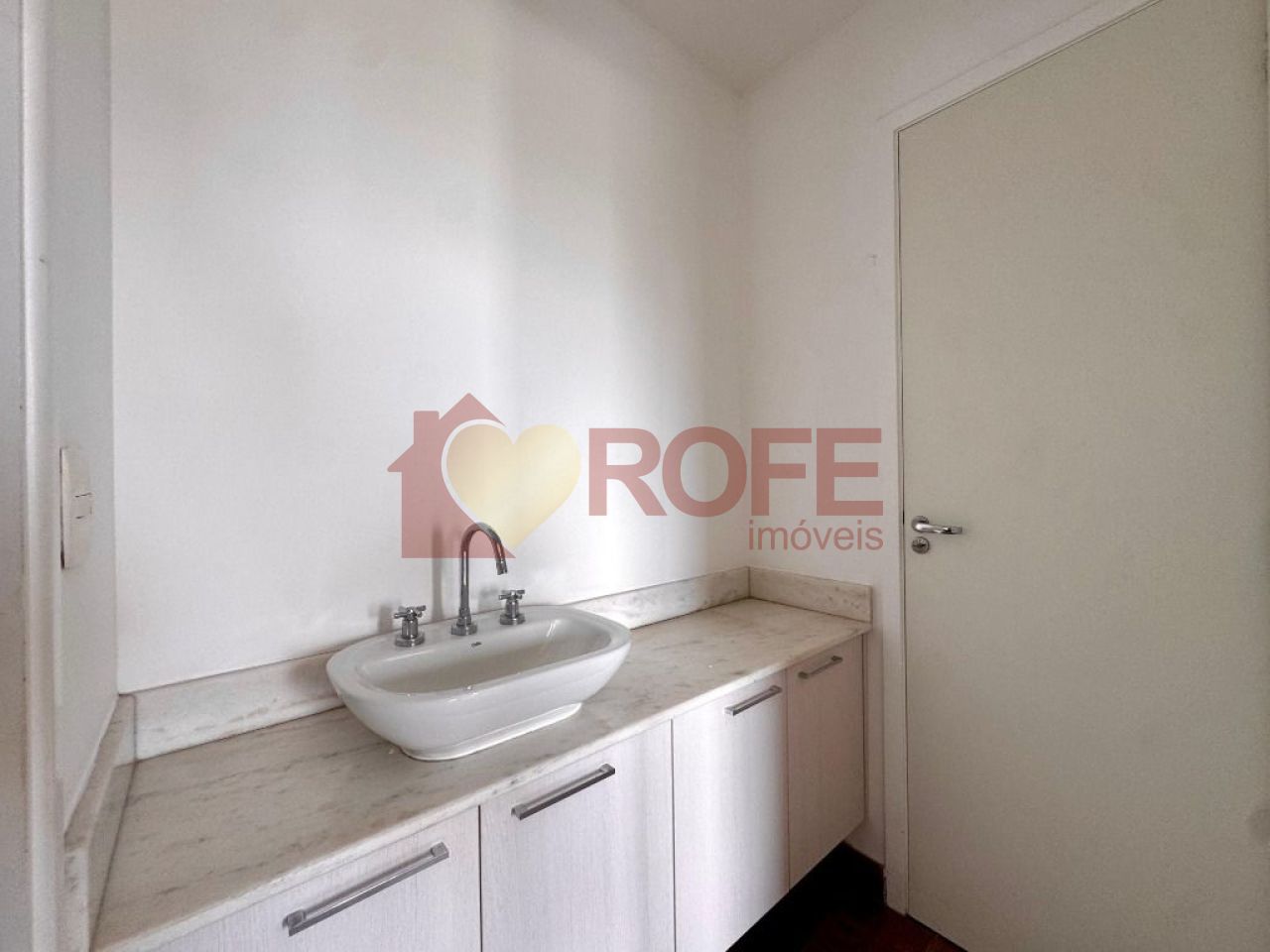 Foto 9 - RF40652