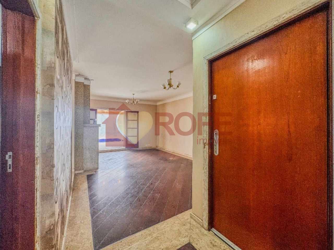 Foto 5 - RF40701