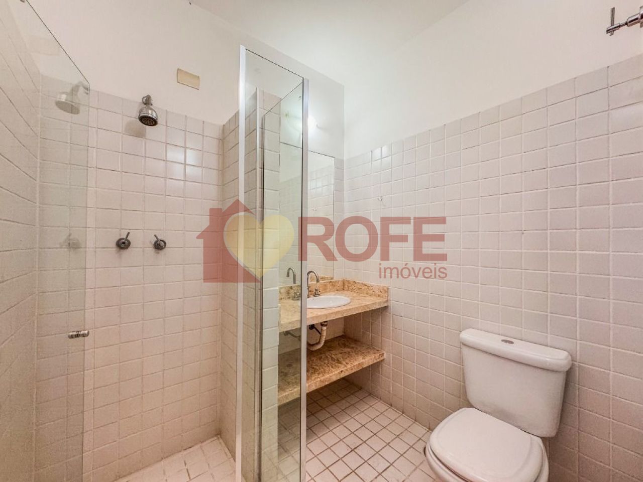Foto 21 - RF40701