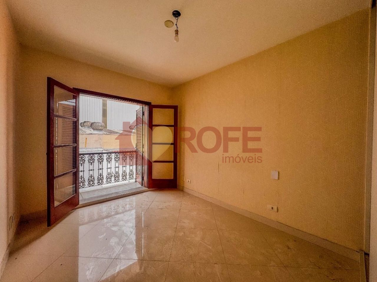 Foto 22 - RF40701
