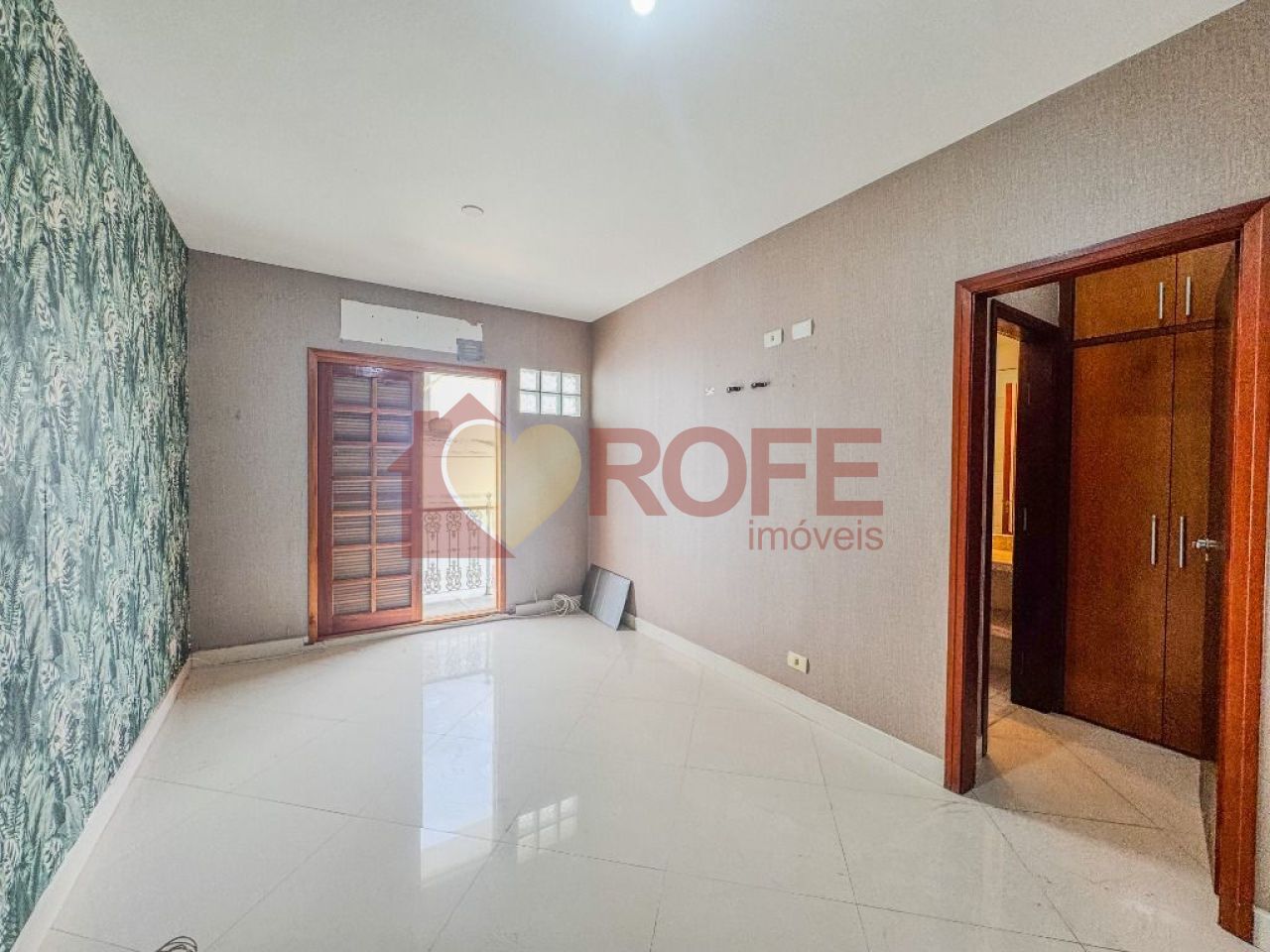Foto 26 - RF40701