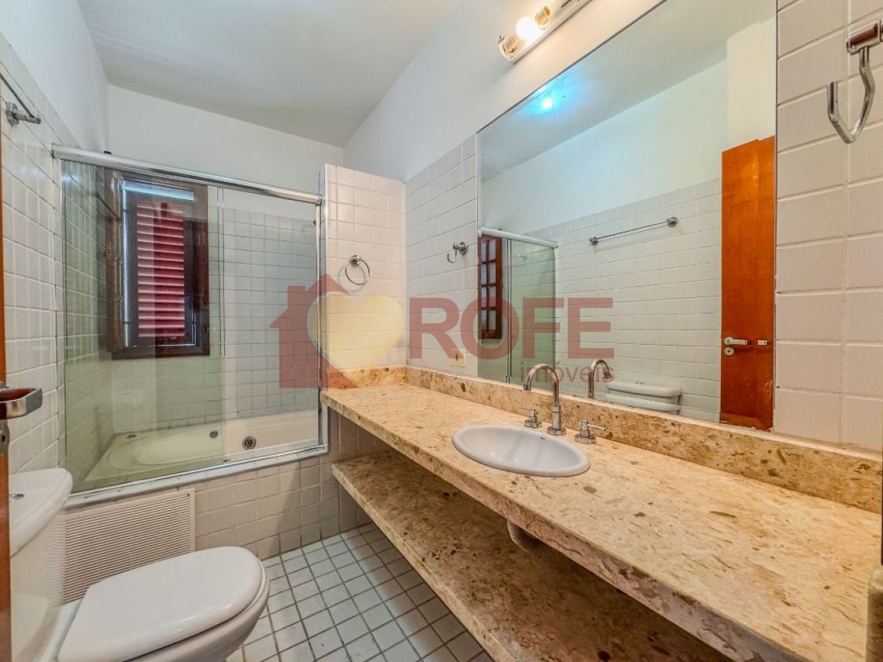 Foto 29 - RF40701
