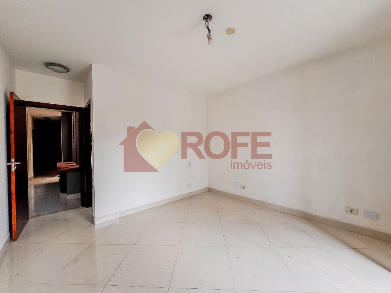 Foto 34 - RF40701