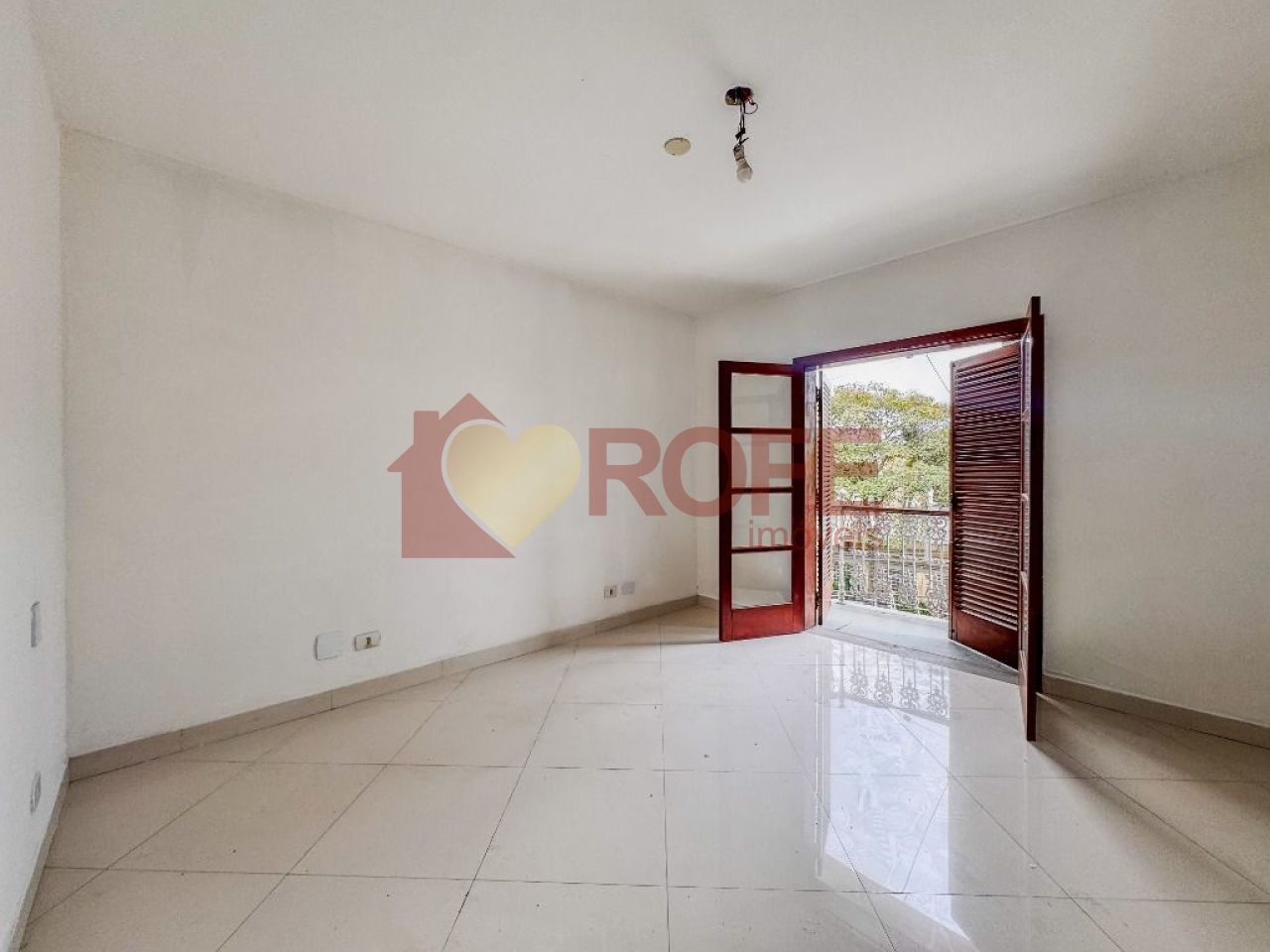 Foto 38 - RF40701