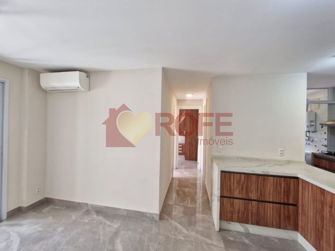 Foto 8 - RF40710