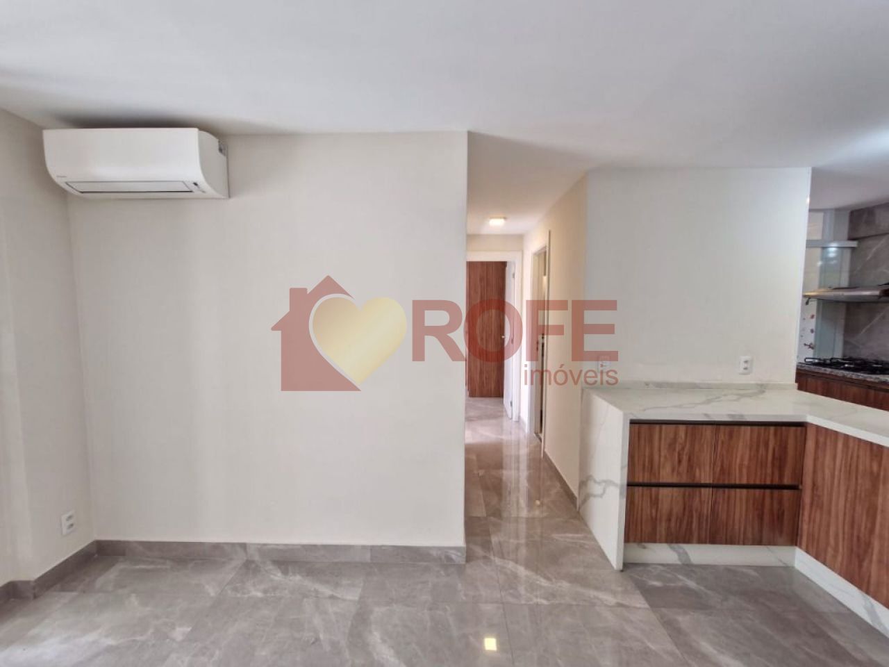 Foto 10 - RF40710