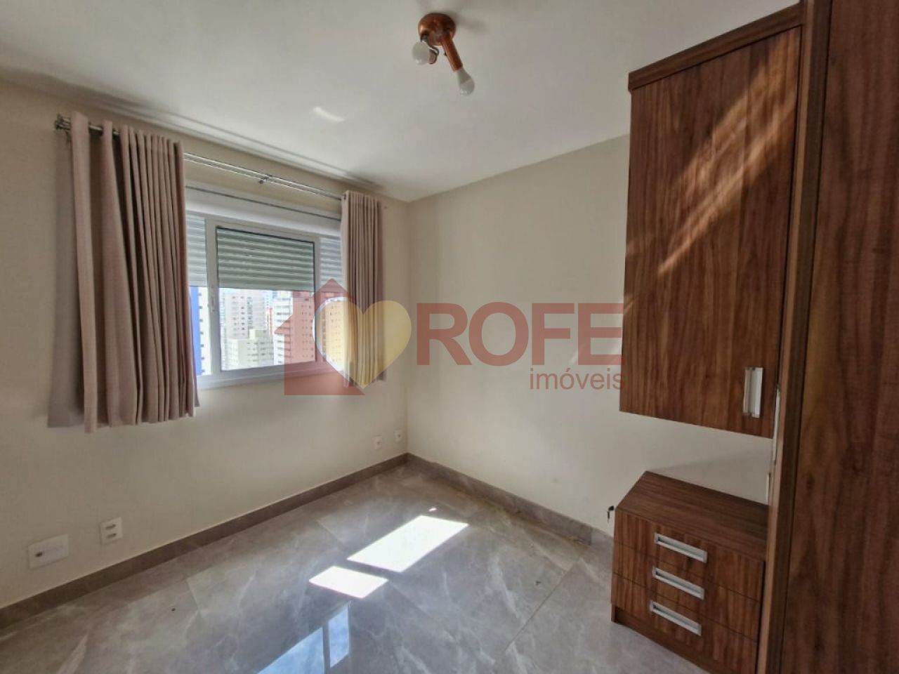 Foto 16 - RF40710